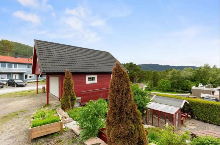 Leilighet Med Gratis Parkering Og Wifi Kristiansund Exterior photo